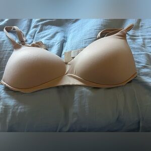 Like new aerie wireless bra size 36C